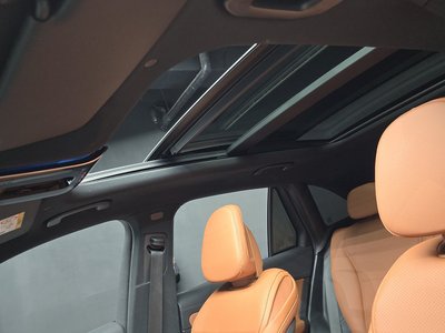 2024 Mercedes-BENZ GLC thumbnail 29