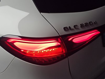 صورة 10 لـ 2024 Mercedes-BENZ GLC