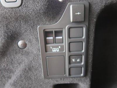 2026 LAND Rover DISCOVERY — миниатюра 56