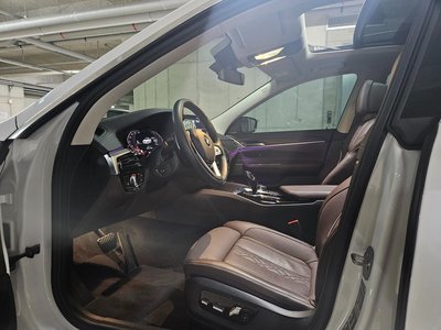 BMW 6 SERIES GT - 10