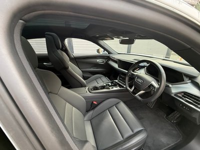 صورة مصغرة 17 لـ 2022 AUDI E-TRON GT QUATTRO
