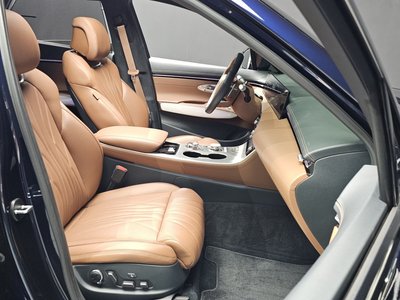2024 Genesis GV70 — миниатюра 11