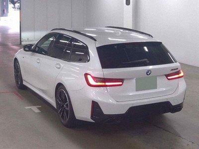 2024 BMW 3 SERIES photo 1