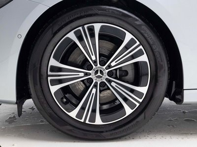 MERCEDES-BENZ E-CLASS - 6