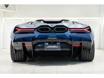 2024 Lamborghini REVUELTO photo 4