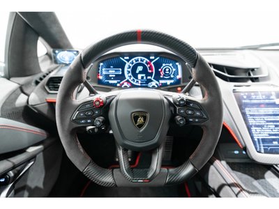 2024 Lamborghini REVUELTO photo 7