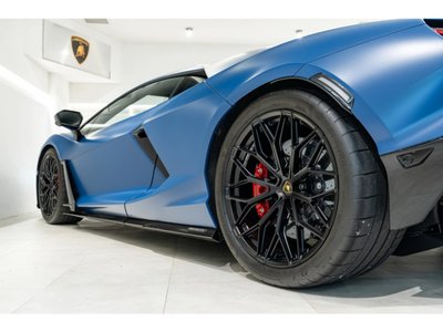 2024 Lamborghini REVUELTO thumbnail 14