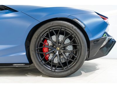 2024 Lamborghini REVUELTO thumbnail 15