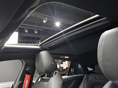2023 Mercedes-BENZ GT AMG 缩略图 19