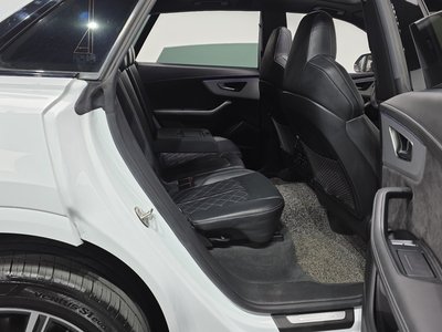 2021 AUDI Q8 — миниатюра 12
