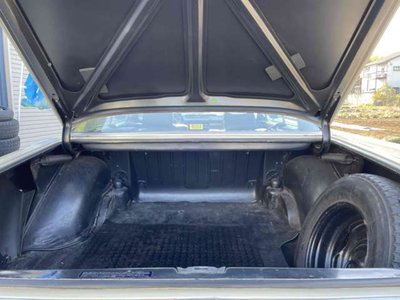 MERCEDES-BENZ MEDIUM-CLASS COUPE - 9