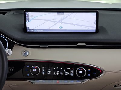2022 Genesis GV70 thumbnail 20