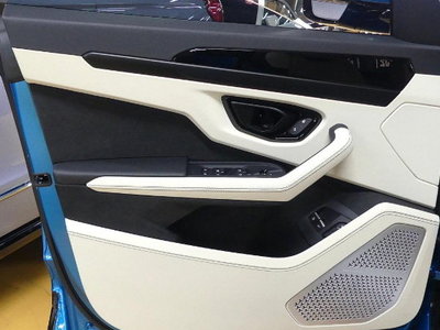 صورة مصغرة 16 لـ 2025 Lamborghini URUS