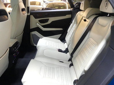 صورة 10 لـ 2025 Lamborghini URUS