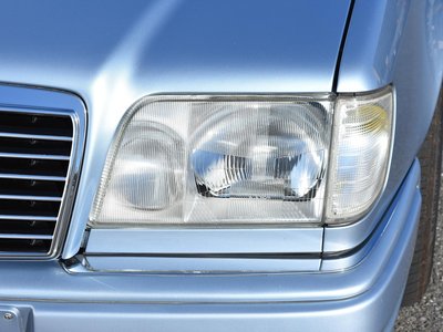 MERCEDES-BENZ E-CLASS - 5