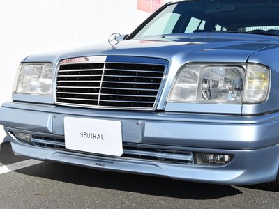 MERCEDES-BENZ E-CLASS - 7