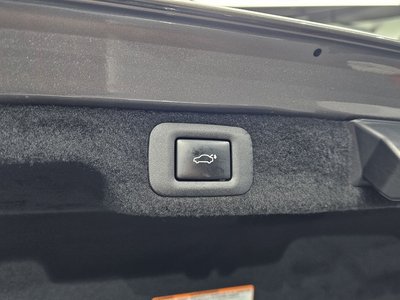 صورة مصغرة 20 لـ 2023 Lexus LS
