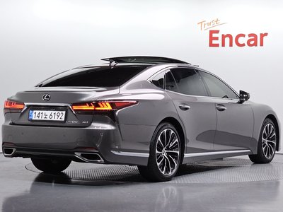 LEXUS LS - 4