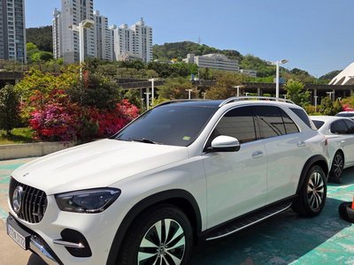 MERCEDES-BENZ GLE - 7