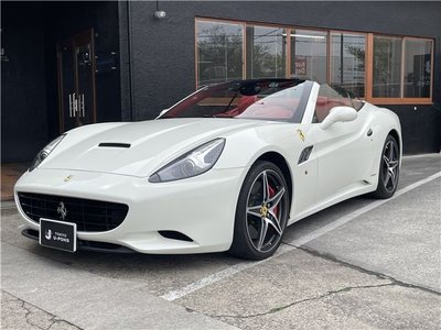 FERRARI CALIFORNIA - 1