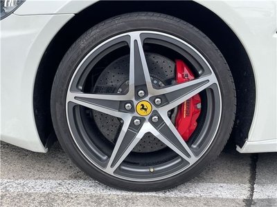 FERRARI CALIFORNIA - 4