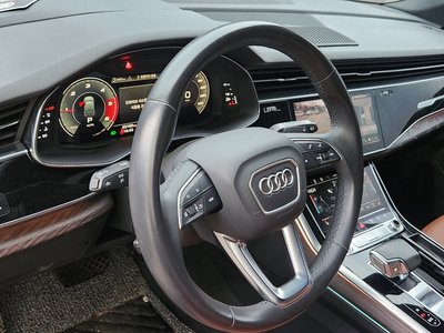 AUDI Q7 - 10