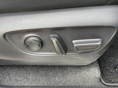 TOYOTA LAND CRUISER 250 - 7