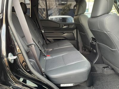 TOYOTA LAND CRUISER 250 - 9