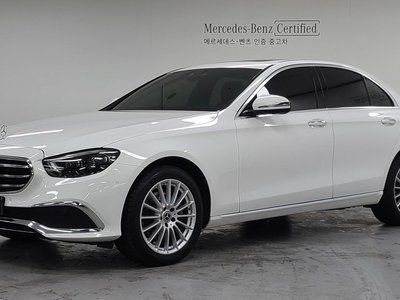 MERCEDES-BENZ E-CLASS - 1