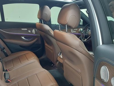 MERCEDES-BENZ E-CLASS - 10