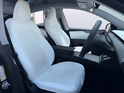 صورة مصغرة 42 لـ 2025 Tesla MODEL Y
