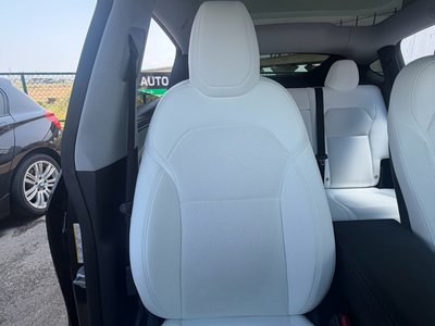 صورة مصغرة 46 لـ 2025 Tesla MODEL Y