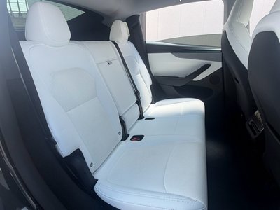 صورة مصغرة 12 لـ 2025 Tesla MODEL Y