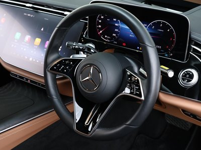 صورة 4 لـ 2024 Mercedes-BENZ E-CLASS