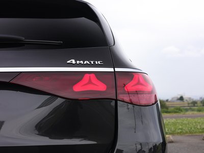 صورة 8 لـ 2024 Mercedes-BENZ E-CLASS