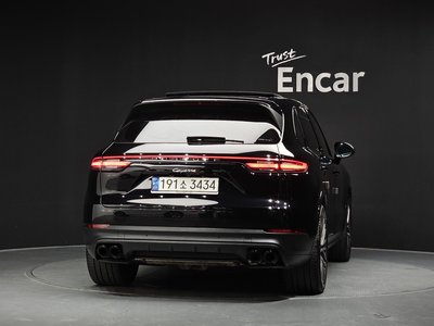 PORSCHE CAYENNE - 3