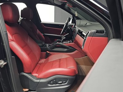 صورة مصغرة 13 لـ 2022 Porsche CAYENNE