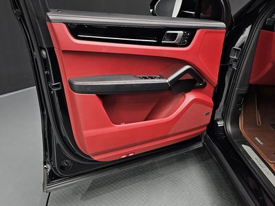 صورة مصغرة 14 لـ 2022 Porsche CAYENNE