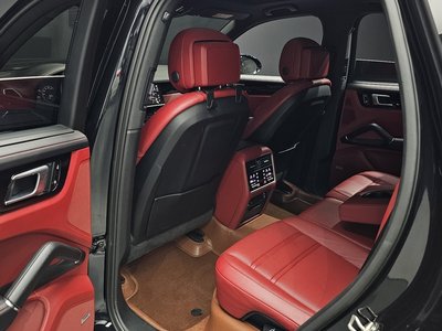 صورة مصغرة 18 لـ 2022 Porsche CAYENNE