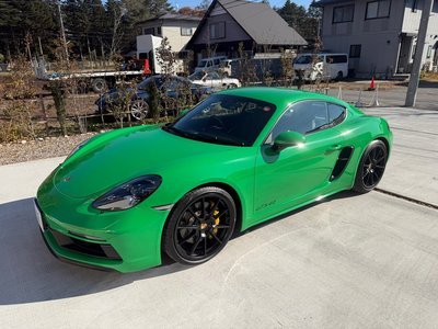 PORSCHE 718 CAYMAN