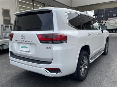 TOYOTA LAND CRUISER 300 - 9