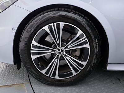 MERCEDES-BENZ E-CLASS - 6