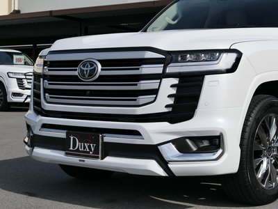 TOYOTA LAND CRUISER 300 - 9