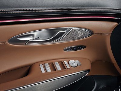 2024 Genesis GV70 thumbnail 34
