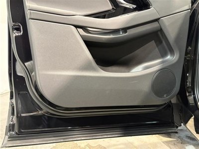 صورة 10 لـ 2025 LAND Rover RANGE ROVER EVOQUE