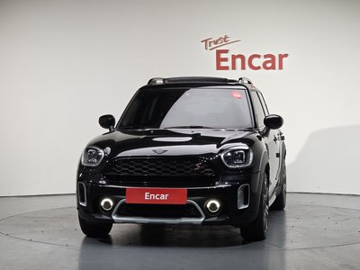 MINI COUNTRYMAN - 3
