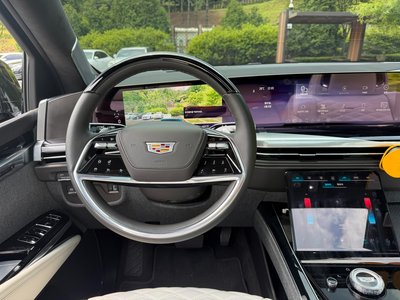 2025 Cadillac ESCALADE 5TH GENERATION — миниатюра 11