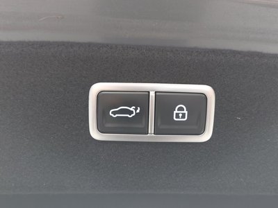 2023 Genesis G80 (RG3) — миниатюра 21