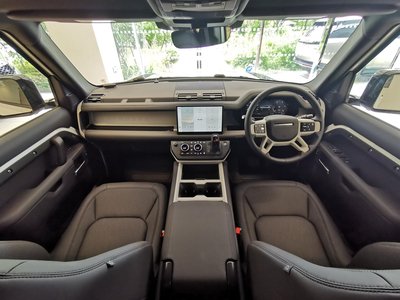 2025 LAND Rover DEFENDER 照片 4