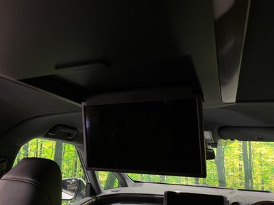2024 Toyota ALPHARD photo 3